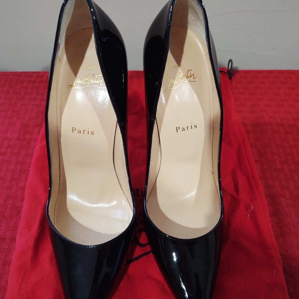 Christian Louboutin So Kate Pumps Patent Black 40.5
